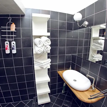 And With Wifi - 14030 Guest house 4*