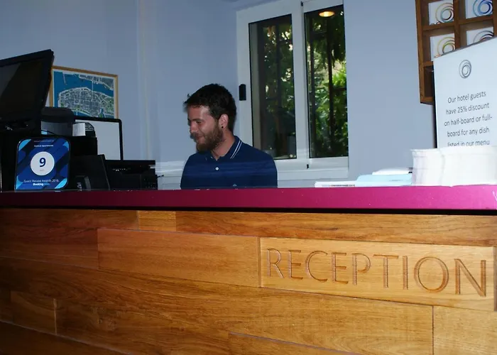 And With Wifi - 14030