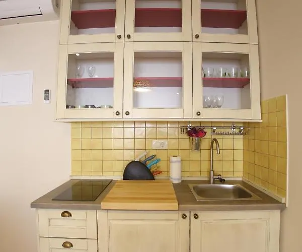 Penzion And With Wifi - 14030 Zadar